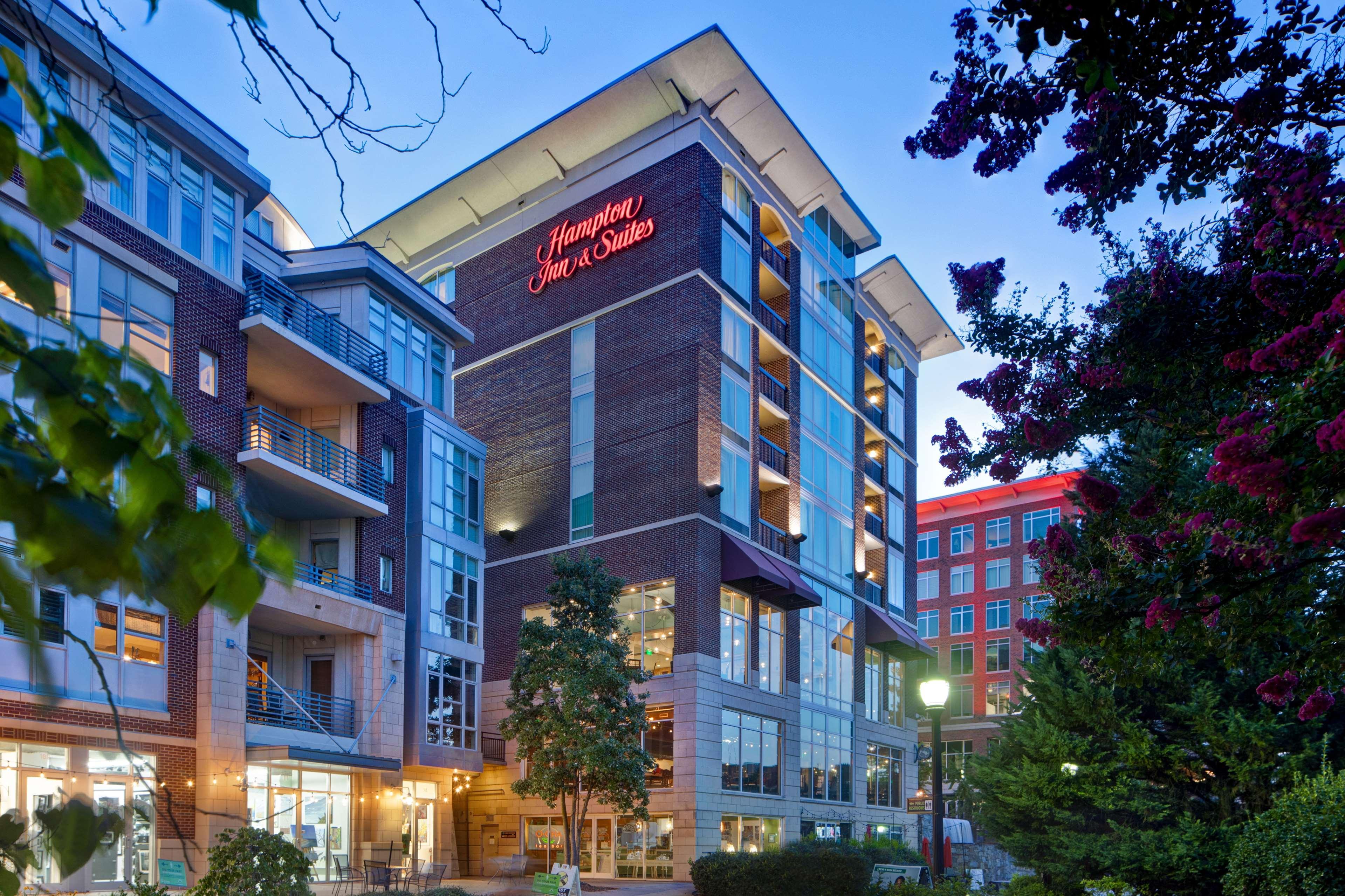 Hampton Inn & Suites Greenville-Downtown-Riverplace Extérieur photo
