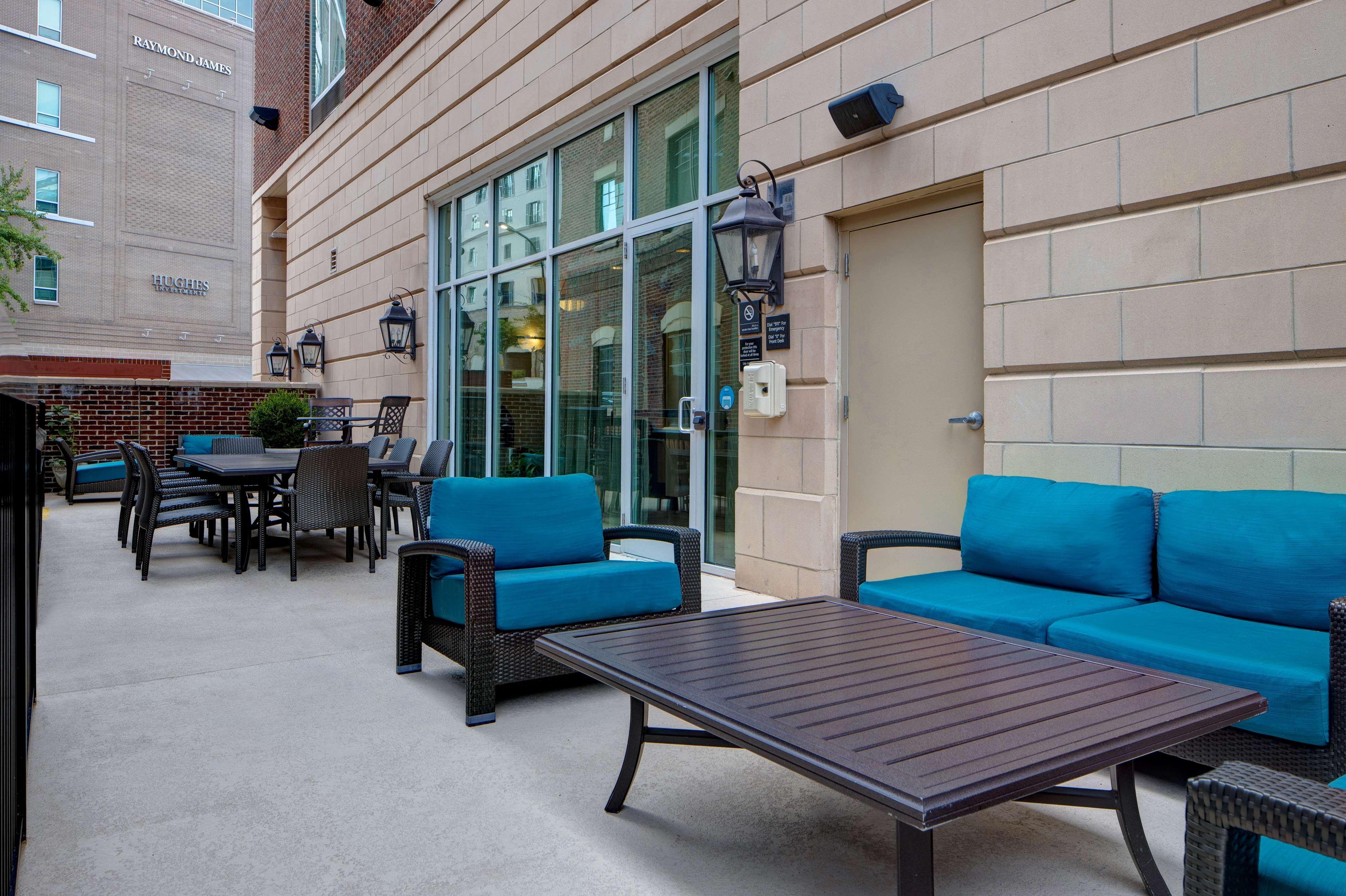 Hampton Inn & Suites Greenville-Downtown-Riverplace Extérieur photo