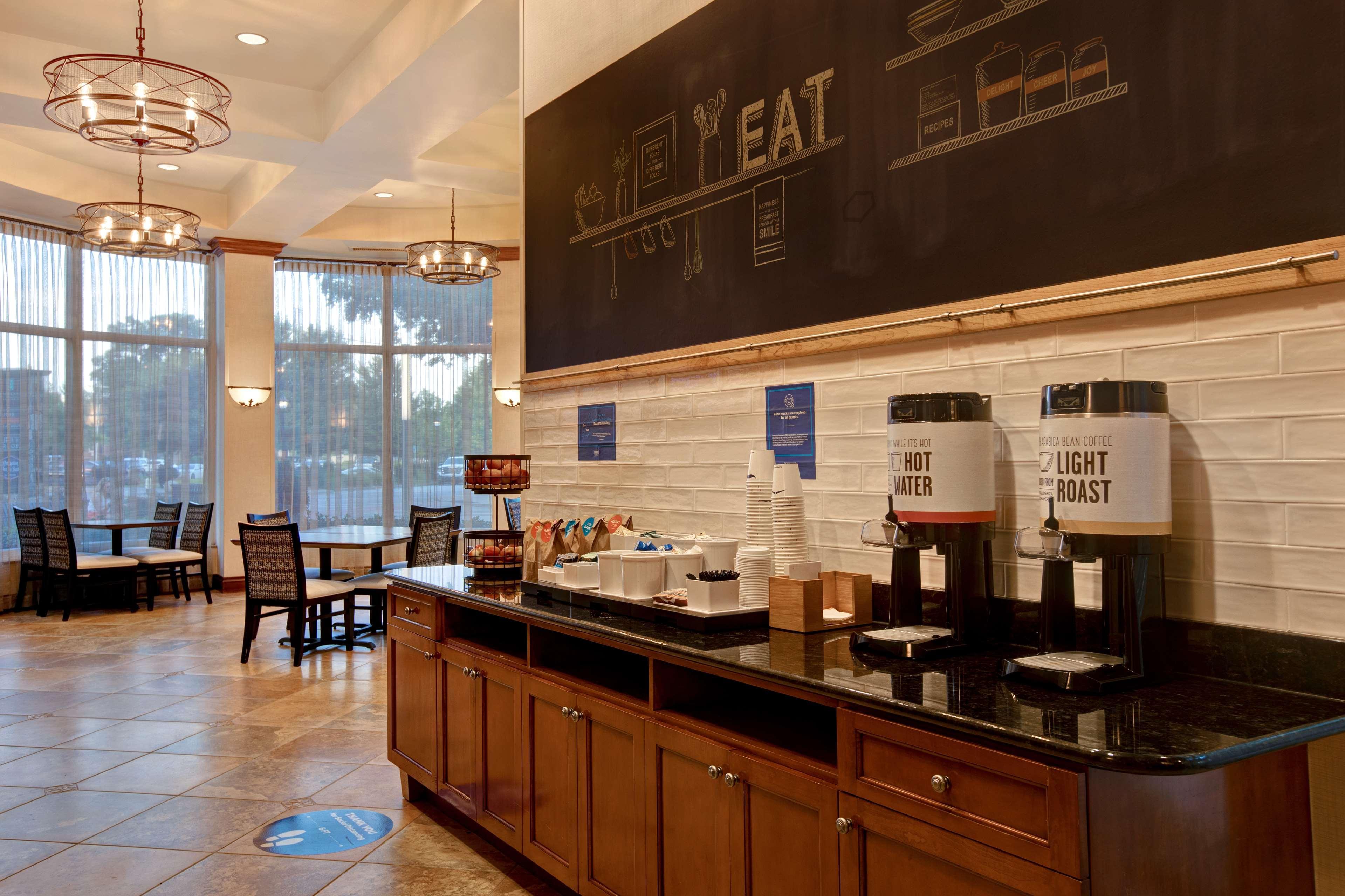 Hampton Inn & Suites Greenville-Downtown-Riverplace Extérieur photo
