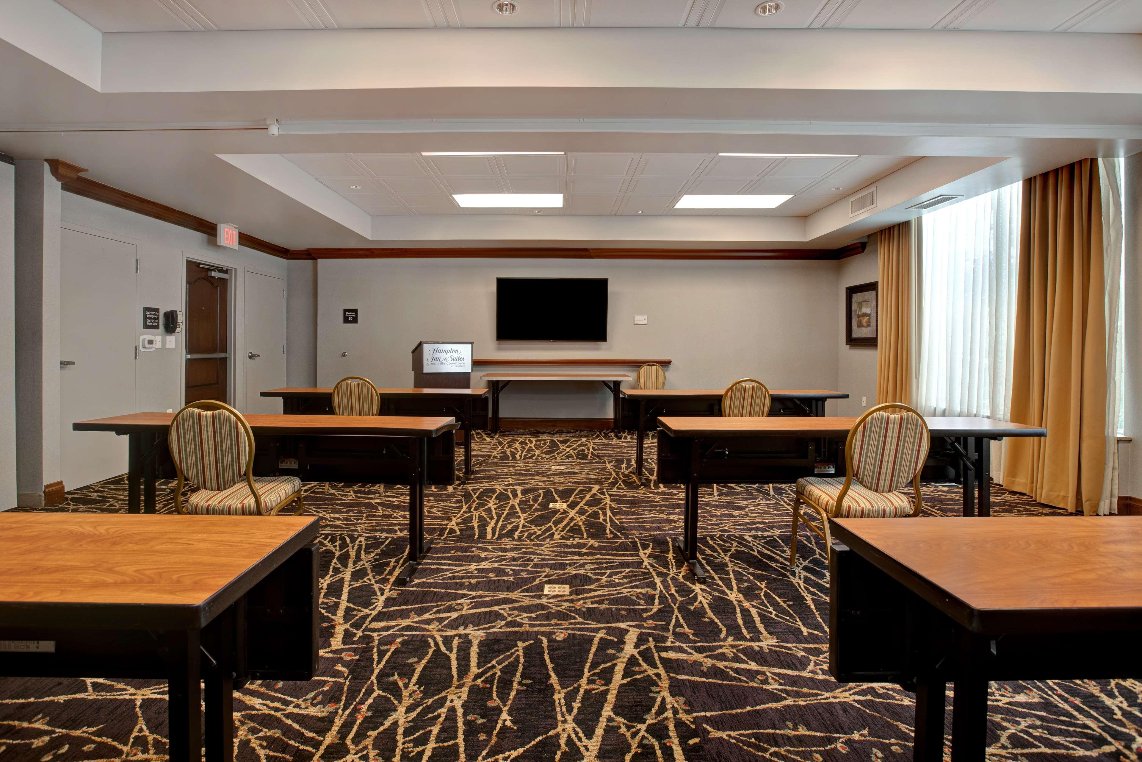 Hampton Inn & Suites Greenville-Downtown-Riverplace Extérieur photo