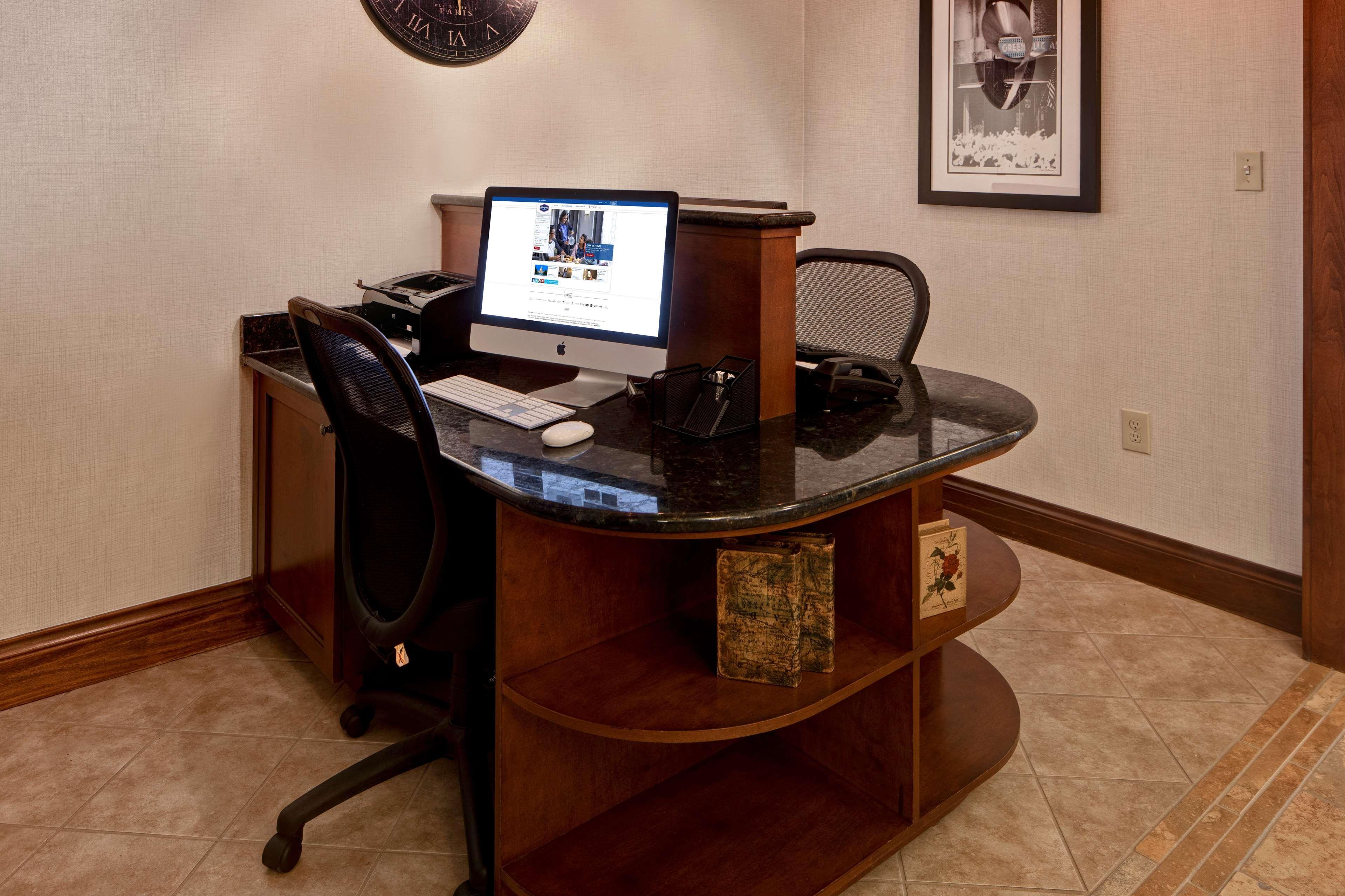 Hampton Inn & Suites Greenville-Downtown-Riverplace Extérieur photo