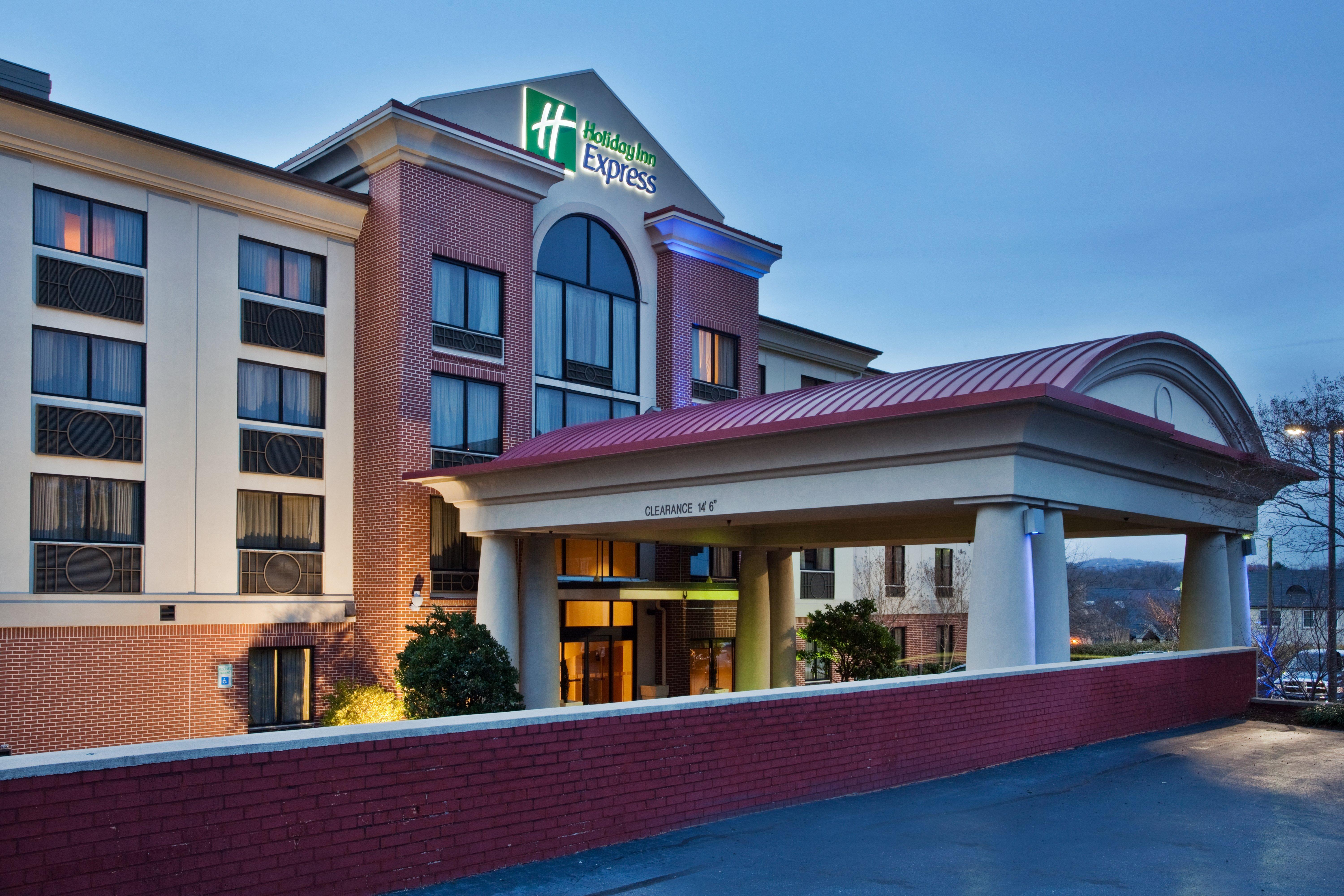 Hampton Inn & Suites Greenville-Downtown-Riverplace Extérieur photo