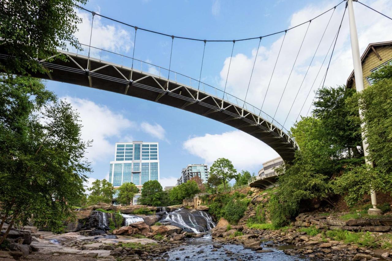 Hampton Inn & Suites Greenville-Downtown-Riverplace Extérieur photo