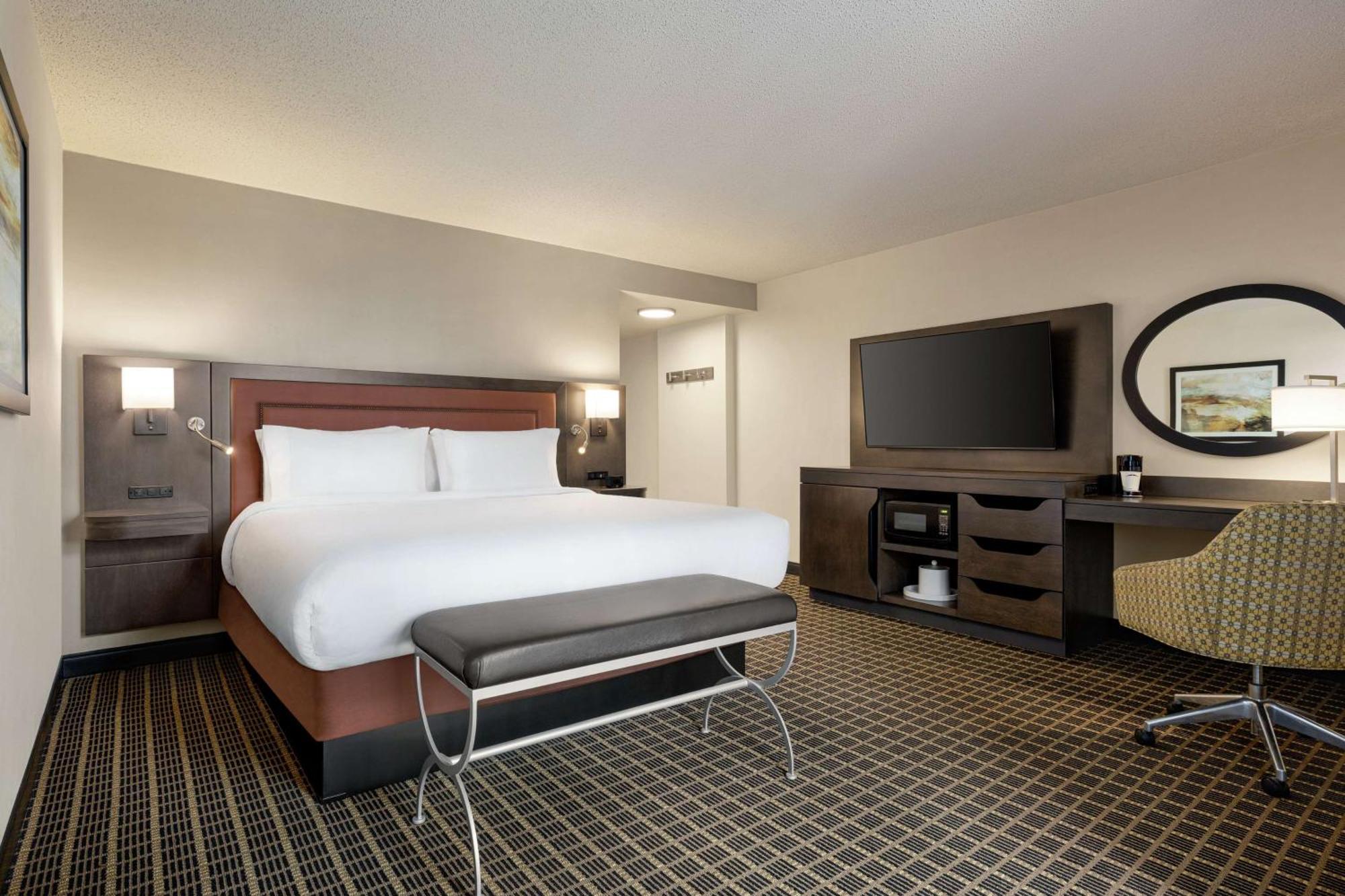 Hampton Inn & Suites Greenville-Downtown-Riverplace Extérieur photo